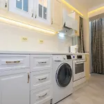 Central St Vitosha Apartment
